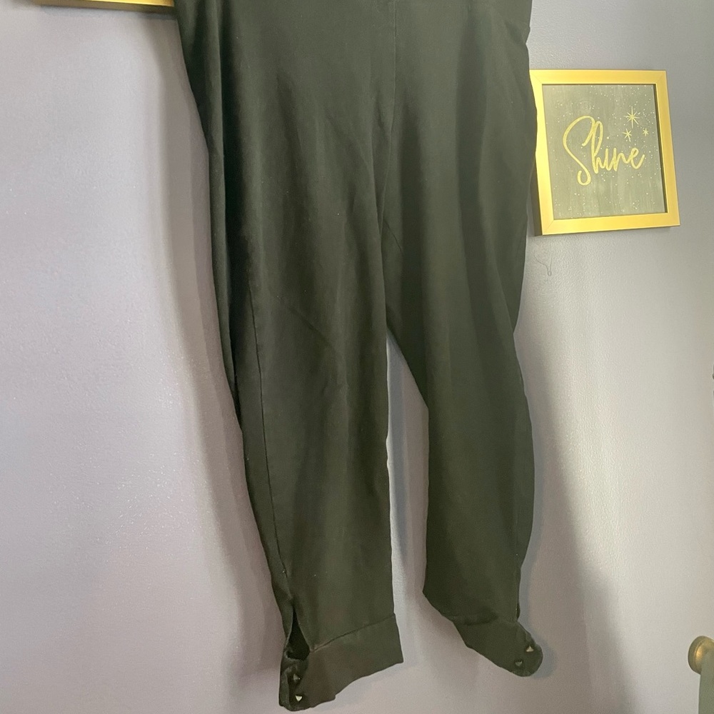 Torrid leggings with studs size 2
